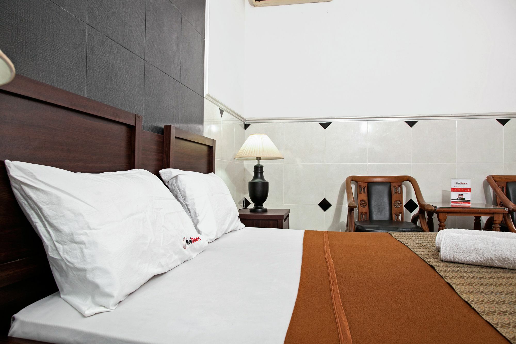 Reddoorz Near City Of Tomorrow Mall Σουραμπάγια Εξωτερικό φωτογραφία